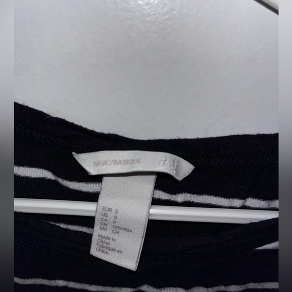 H&M Crop Top - Picture 2 of 2